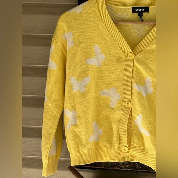 DKNY Butterflies 🦋 printed Cardigan For Kids - Picture 4 of 11